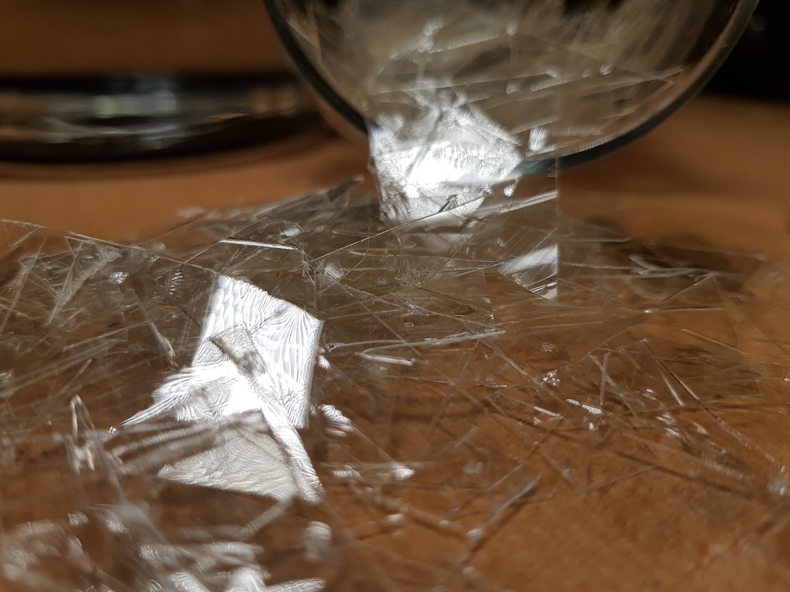 Gelatine schilfers voor warme lijm techniek
